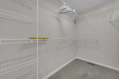 2390 Village At Bexley Drive, Columbus, OH 43209 - Photo 11