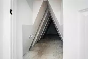 1940 Scioto Pointe Dr, Columbus, OH 43221 - Photo 93