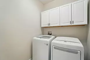 1940 Scioto Pointe Dr, Columbus, OH 43221 - Photo 73