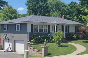 2431 White Rd, Grove City, OH 43123 - Photo 1