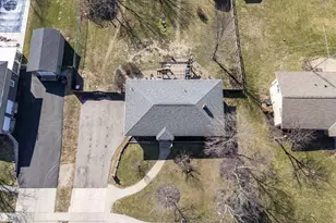 2431 White Rd, Grove City, OH 43123 - Photo 81