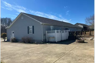 10535 S Poplar Drive, Glouster, OH 45732 - Photo 7