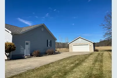 10535 S Poplar Drive, Glouster, OH 45732 - Photo 11