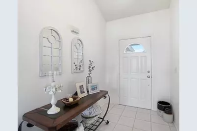 300 Shawnee Loop S, Pataskala, OH 43062 - Photo 7