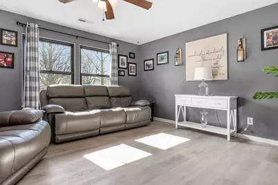 2346 Spring Cress Avenue, Grove City, OH 43123 - Photo 7