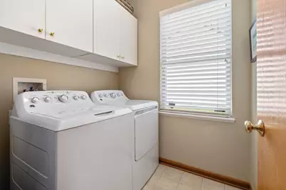 8145 Reynoldswood Drive, Reynoldsburg, OH 43068 - Photo 13