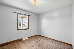 926 Old Chillicothe Rd SE, Washington Court House, OH 43160 - Photo 21