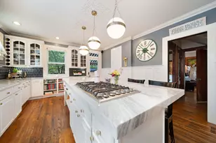 2465 E Broad St, Columbus, OH 43209 - Photo 19