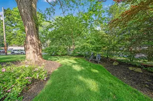 2465 E Broad St, Columbus, OH 43209 - Photo 11