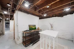 2465 E Broad St, Columbus, OH 43209 - Photo 55