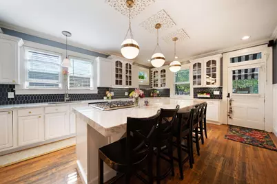 2465 E Broad Street, Columbus, OH 43209 - Photo 15