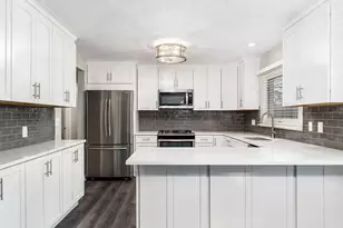 2850 Pickwick Dr, Upper Arlington, OH 43221 - Photo 15