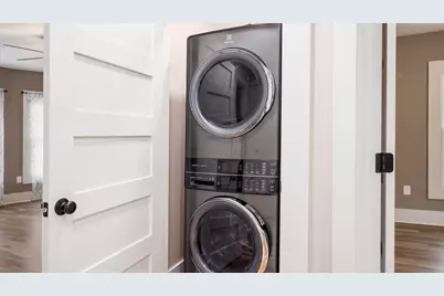 414 E College Street, Granville, OH 43023 - Photo 47