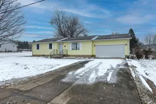 35 W Mound St, Fredericktown, OH 43019 - Photo 3