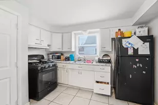 2192 Genessee Ave, Columbus, OH 43211 - Photo 11