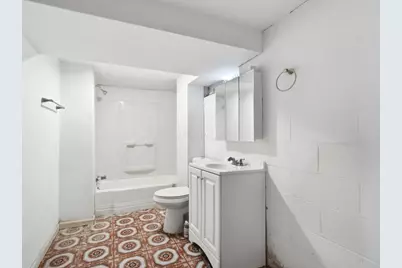 2192 Genessee Avenue, Columbus, OH 43211 - Photo 27