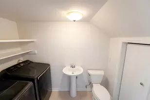 2861 Chateau Cir, Columbus, OH 43221 - Photo 17