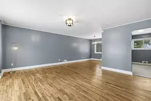 3042 Rightmire Blvd, Columbus, OH 43221 - Photo 9