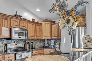 16740 Ellis Rd, Laurelville, OH 43135 - Photo 17