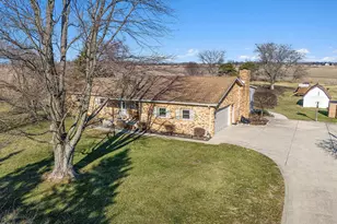 1879 Simpson Rd, London, OH 43140 - Photo 3