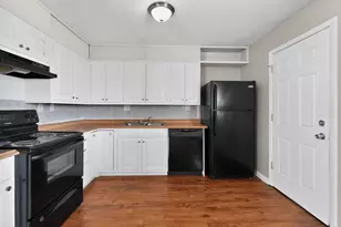 4647 Henley Ave, Columbus, OH 43228 - Photo 13