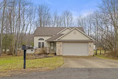 70 Queensway Court, Howard, OH 43028 - Photo 1