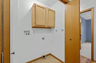 70 Queensway Ct, Howard, OH 43028 - Photo 27