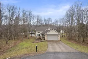70 Queensway Ct, Howard, OH 43028 - Photo 3