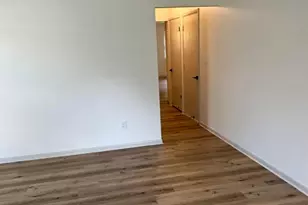 2154-2156 Jewett Dr, Columbus, OH 43229 - Photo 3