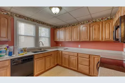 908 N 8th Street, Cambridge, OH 43725 - Photo 5