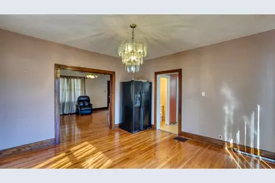 908 N 8th Street, Cambridge, OH 43725 - Photo 3