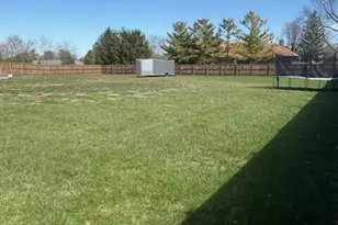 1045 Damon Dr, Washington Court House, OH 43160 - Photo 9