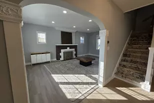 2195 Dresden St, Columbus, OH 43211 - Photo 9