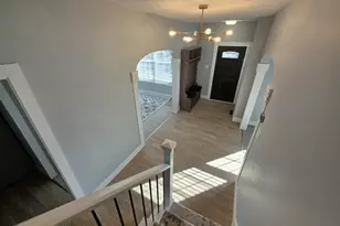 2195 Dresden St, Columbus, OH 43211 - Photo 13