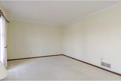 1685 Becket Avenue, Columbus, OH 43235 - Photo 15