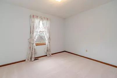 1685 Becket Avenue, Columbus, OH 43235 - Photo 31