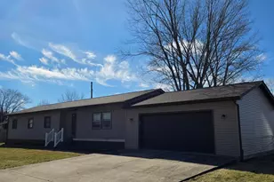 1044 Kelly Dr, Hebron, OH 43025 - Photo 3