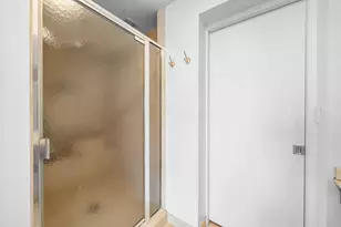 1 Miranova Pl, Columbus, OH 43215 - Photo 15