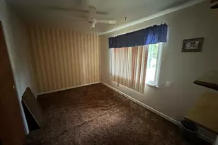 1472 Blaine Dr, Columbus, OH 43227 - Photo 11