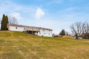 8151 Township Rd 68 NW, Somerset, OH 43783 - Photo 37