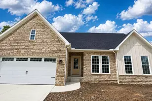 1493 Marion Country Club Dr, Marion, OH 43302 - Photo 1