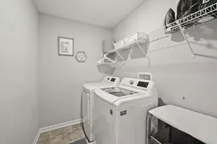 248 Faulkner Dr, Lithopolis, OH 43136 - Photo 29