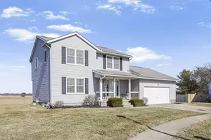 239 Peters Run Ct, Commercial Point, OH 43116 - Photo 3