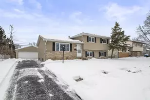 6233 Karl Rd, Columbus, OH 43229 - Photo 3