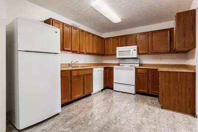 5885 Beechcroft Road #306, Columbus, OH 43229 - Photo 11