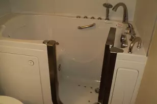 1015 Leesburg Ave, Washington Court House, OH 43160 - Photo 9