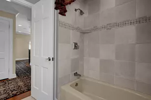 2626 Chartwell Rd, Columbus, OH 43220 - Photo 29