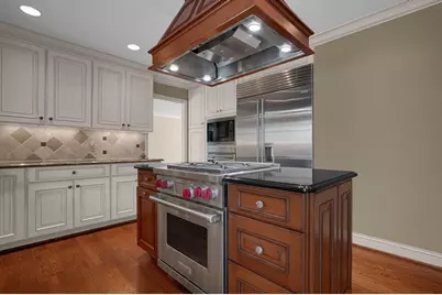 2626 Chartwell Road, Columbus, OH 43220 - Photo 15