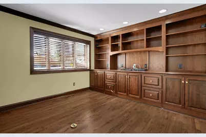 2626 Chartwell Road, Columbus, OH 43220 - Photo 5