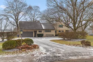 1165 Highland Dr, Upper Arlington, OH 43220 - Photo 9